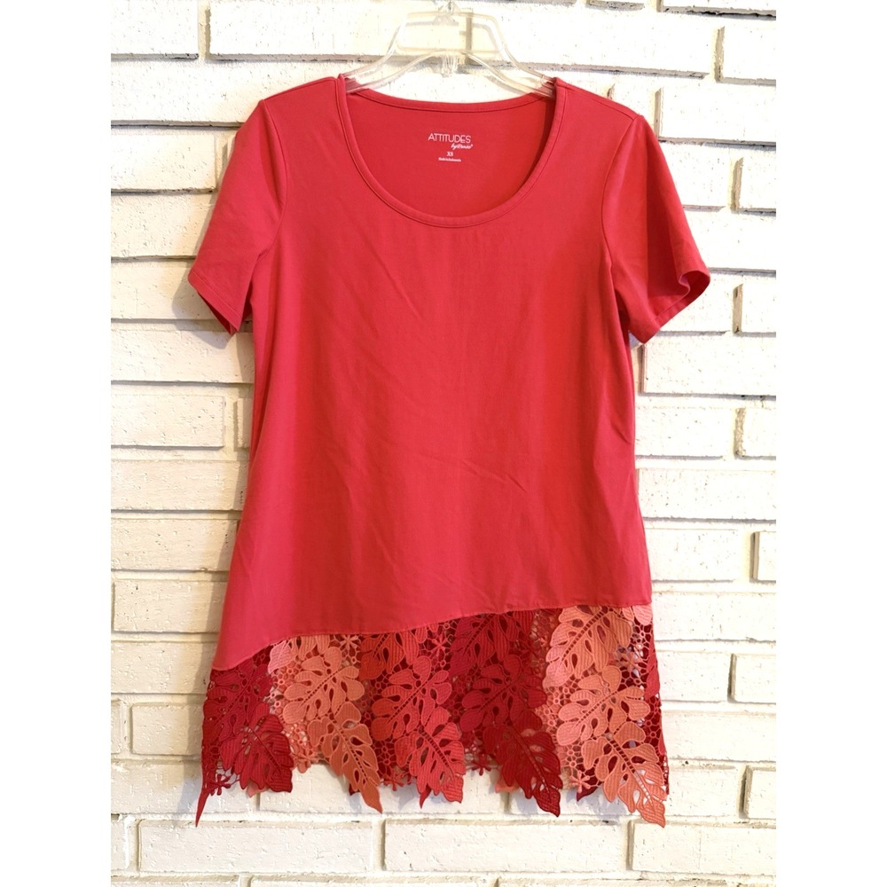 Attitudes by Renee Cotton Blend Coral Lace Hem Tee Top Size XS